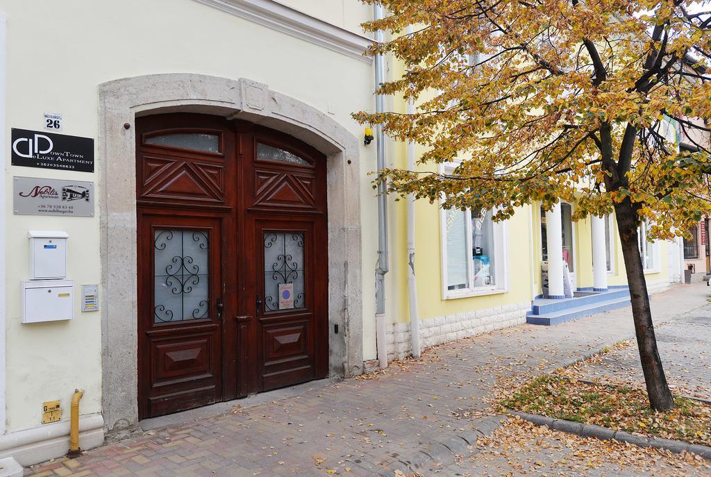 Nobilis Apartman Eger Exterior foto